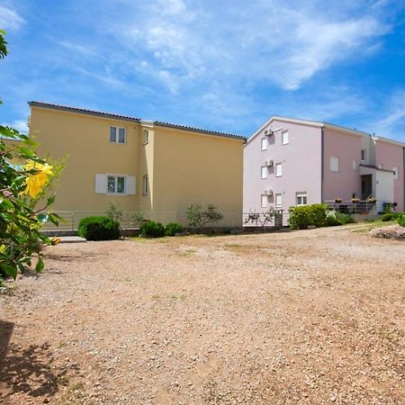 Apartment With Free And Private Parking Makarska Exterior foto